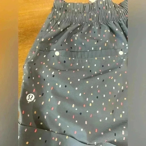 Lululemon spring break away shorts- confetti cake - Picture 9 of 10